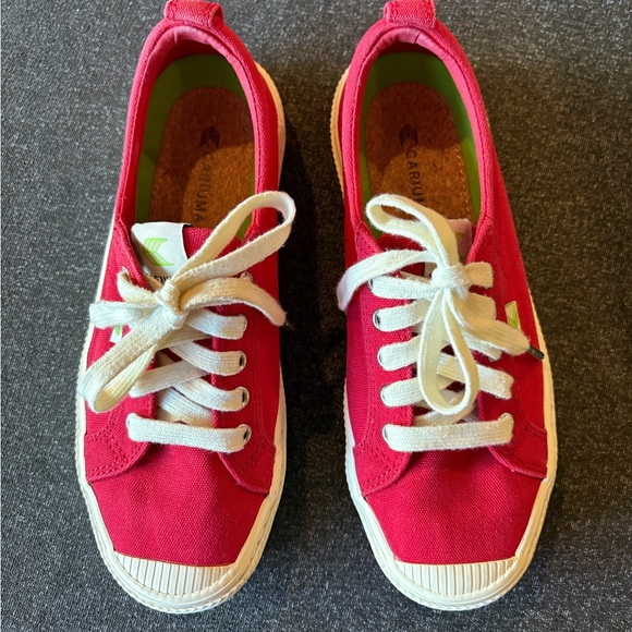 Perfect for the holidays! Comfy and cute. Great quality and not cheap. - Picture 1 of 7